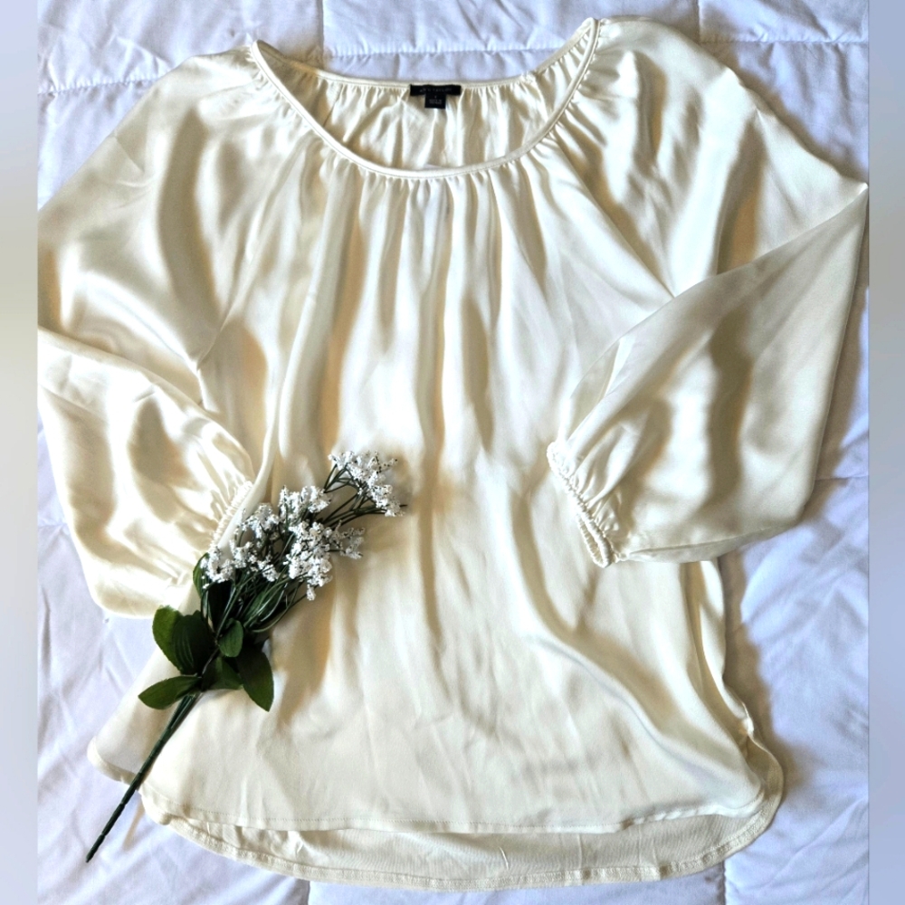 NWT Elegant Cream Women's Ann Taylor Blouse